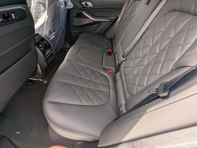 Used 2026 BMW X5 sDrive40i w/ Climate Comfort Package RWD image 15