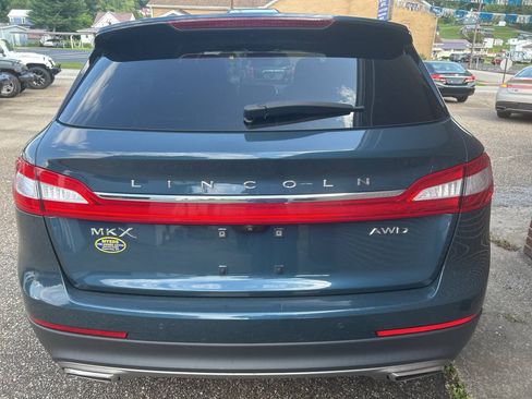 Used 2016 Lincoln MKX Reserve w/ Climate Package AWD/4WD image 5