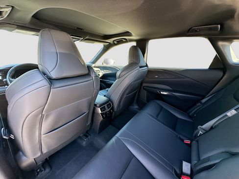 Used 2024 Lexus RX 350 F Sport image 27