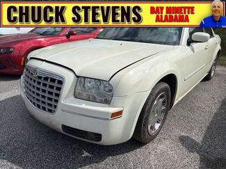 Used 2005 Chrysler 300 Touring video 1