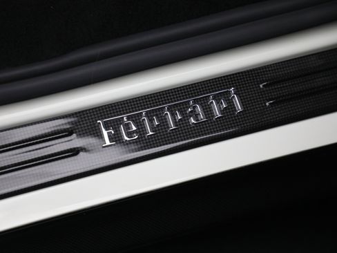 Certified 2021 Ferrari SF90 Stradale image 33