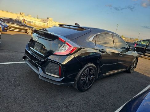 Used 2017 Honda Civic EX image 3