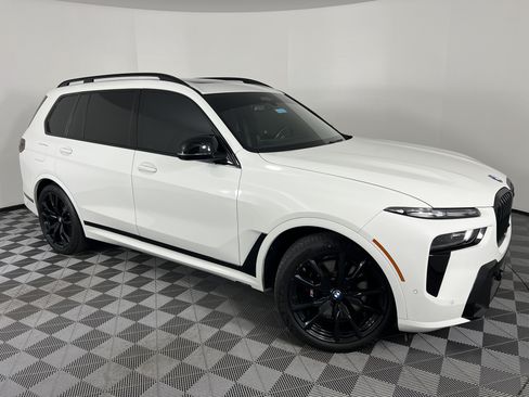 Used 2024 BMW X7 M60i w/ Executive Package AWD/4WD image 2