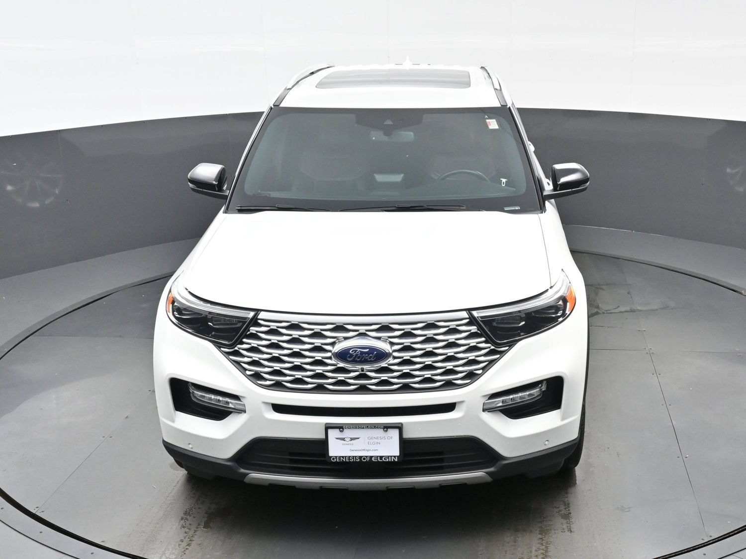 Used 2023 Ford Explorer Platinum w/ Technology Package AWD/4WD image 43