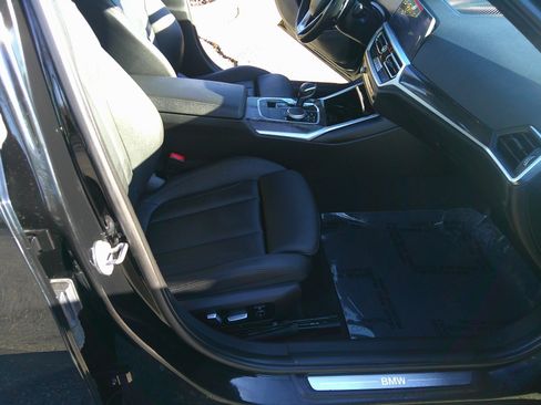 Used 2020 BMW 330i 330i Sedan North America w/ Convenience Package image 10