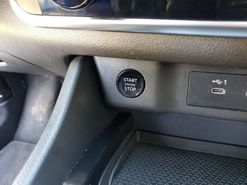 Certified 2024 Nissan Rogue S FWD image 28