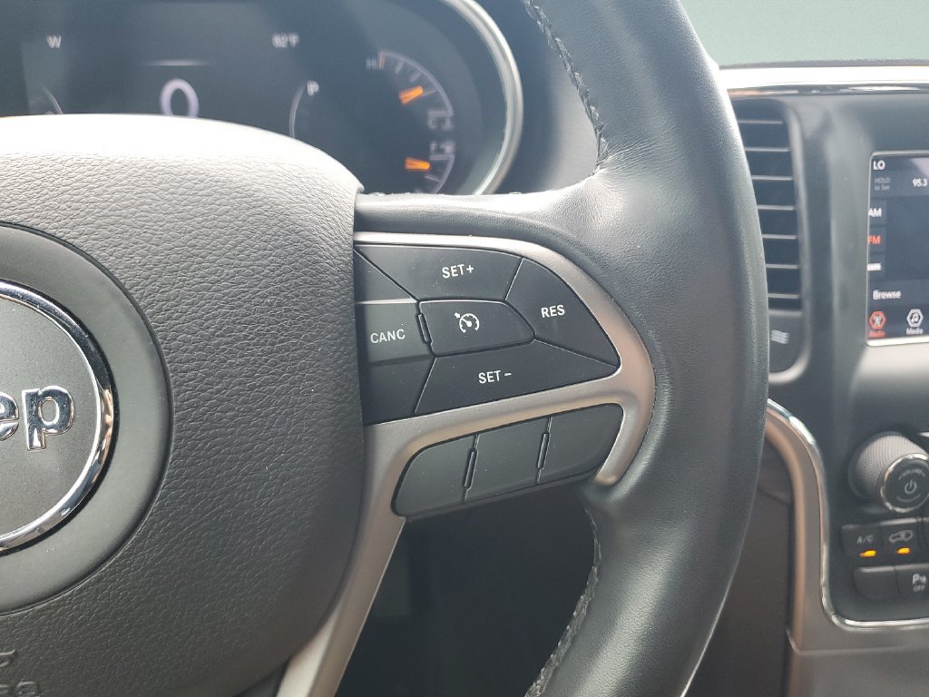 Used 2021 Jeep Grand Cherokee Laredo AWD/4WD image 20