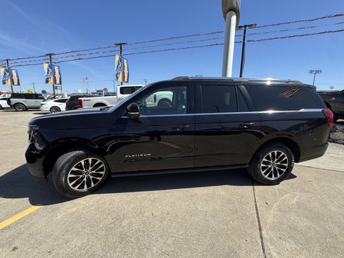 Used 2025 Ford Expedition Max Platinum image 12