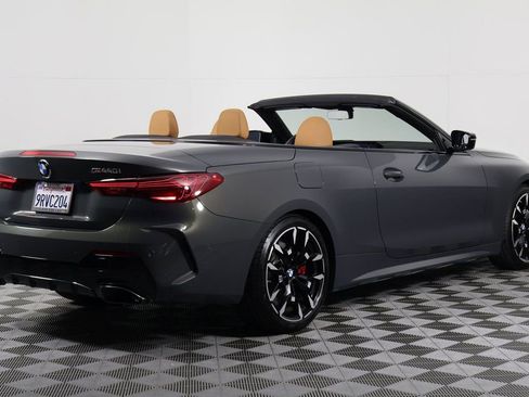 Used 2025 BMW M440i Convertible w/ Premium Package image 5