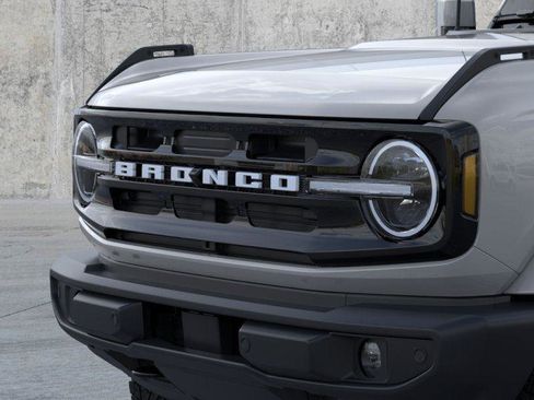 New 2026 Ford Bronco Outer Banks AWD/4WD image 19