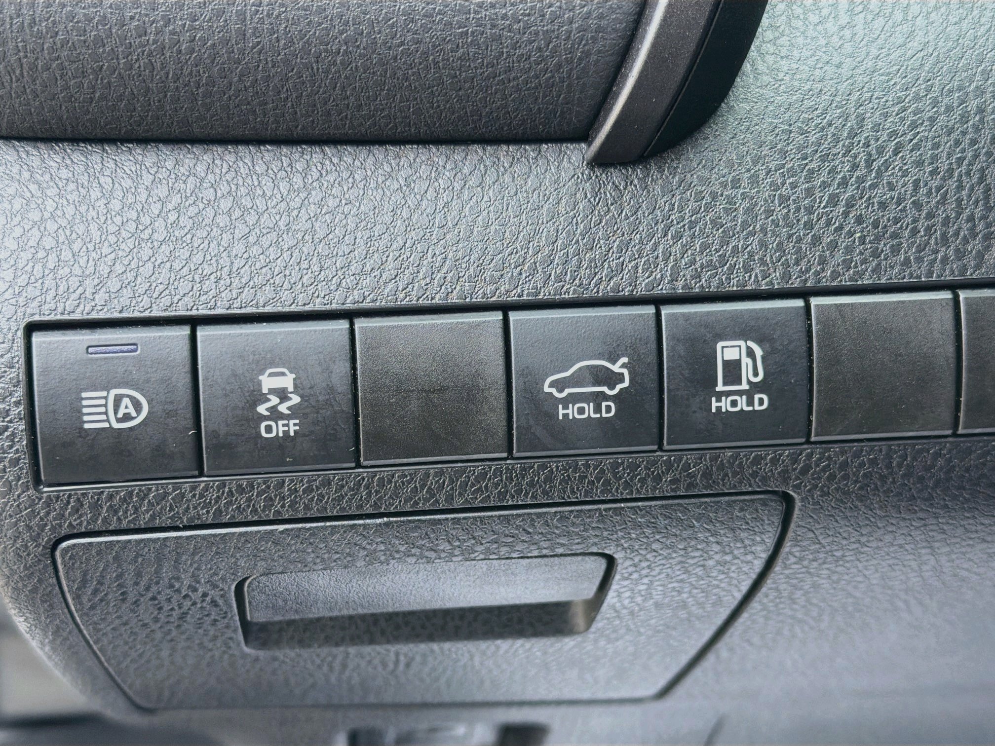 Used 2024 Toyota Camry LE FWD image 32