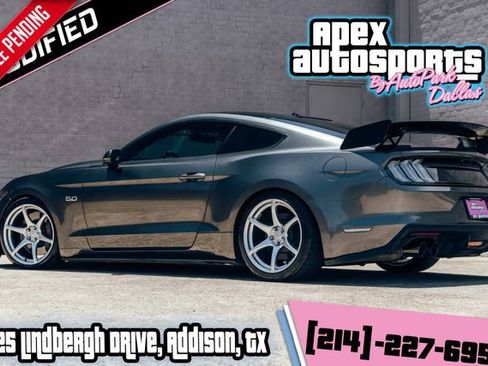 Used 2017 Ford Mustang GT Premium w/ GT Performance Package RWD image 1