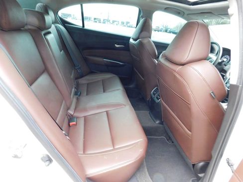 Used 2016 Acura TLX image 5