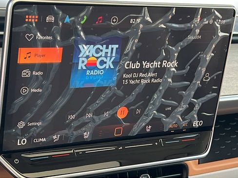 New 2025 Volkswagen ID. Buzz 1st Edition image 15