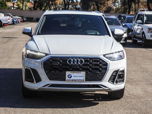 Used 2021 Audi Q5 e Prestige w/ Prestige Package image 2