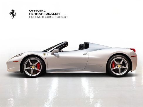 Certified 2014 Ferrari 458 Spider Base image 3