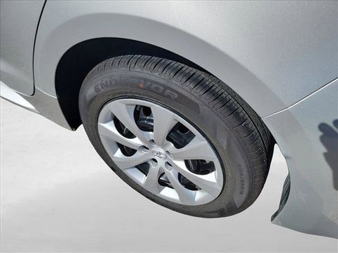 Used 2023 Toyota Corolla LE FWD image 12