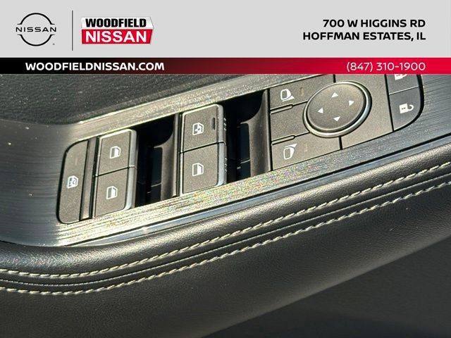 Certified 2025 Nissan Rogue SL w/ SL Premium Package AWD/4WD image 20