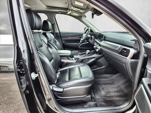 Used 2025 Kia Telluride S FWD image 22