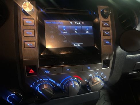 Used 2019 Toyota Tundra SR image 15