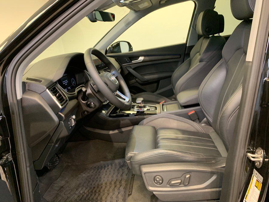 Used 2023 Audi Q5 2.0T Prestige AWD/4WD image 21