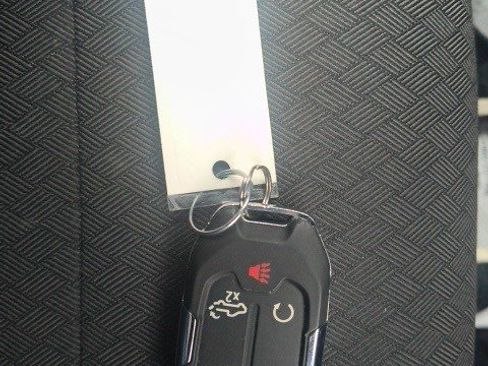 Used 2019 Chevrolet Silverado 1500 RST image 25