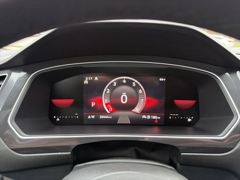 Used 2023 Volkswagen Tiguan SE R-Line image 21