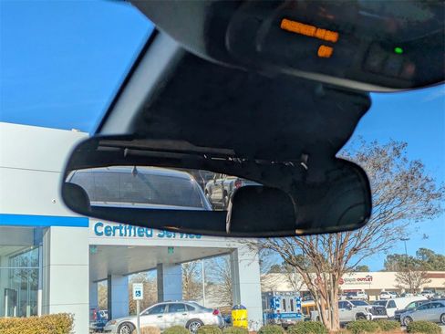 Used 2024 Buick Envista Sport Touring w/ Convenience I Package image 26