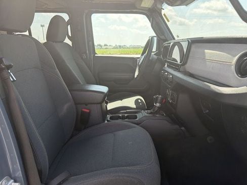 Used 2024 Jeep Wrangler Unlimited Sport AWD/4WD image 13