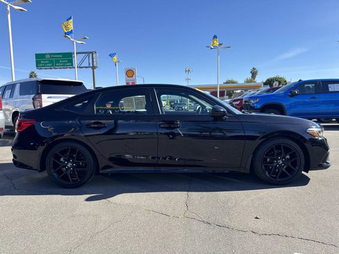 Used 2022 Honda Civic Sport image 4