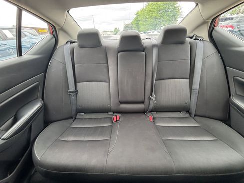 Used 2025 Nissan Altima 2.5 SV FWD image 38