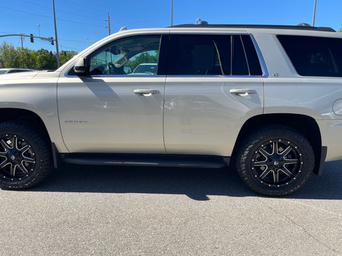 Used 2017 Chevrolet Tahoe LT w/ Max Trailering Package AWD/4WD image 8