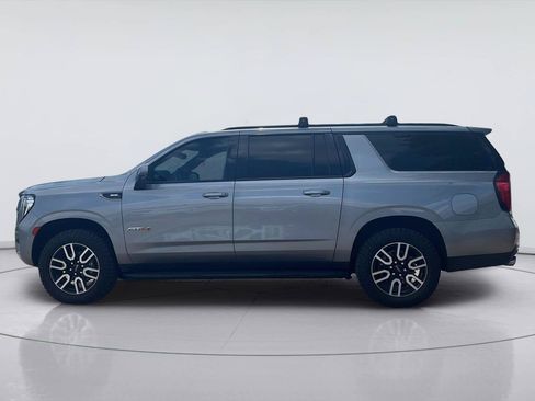 Used 2023 GMC Yukon XL AT4 AWD/4WD image 6