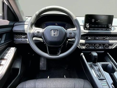 Used 2024 Honda Accord EX image 9