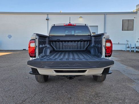 New 2026 GMC Canyon AT4 image 4