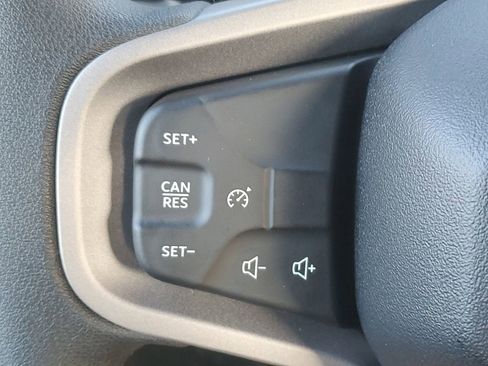 New 2025 Ford Bronco 2-Door image 11