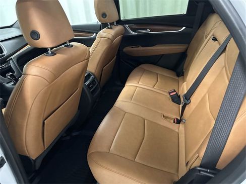 Certified 2023 Cadillac XT5 Premium Luxury w/ LPO, Floor Liner Package image 15