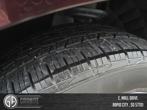 Used 2023 Buick Enclave Avenir w/ Trailering Package, 5000 lbs. image 28