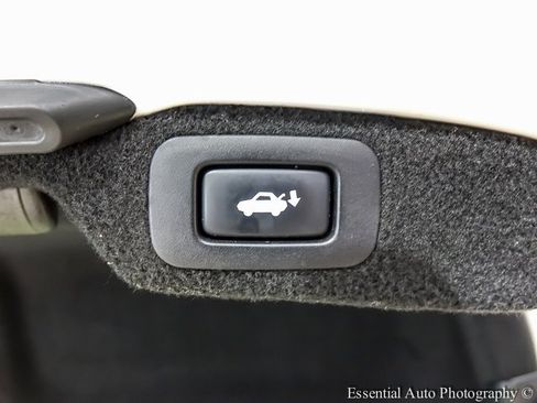 Used 2014 Lexus LS 460 AWD image 24