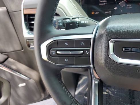 Used 2026 GMC Yukon Denali w/ Sun & Power Step Package AWD/4WD image 27