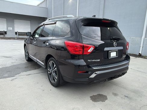 Used 2019 Nissan Pathfinder Platinum w/ Cargo Package FWD image 3