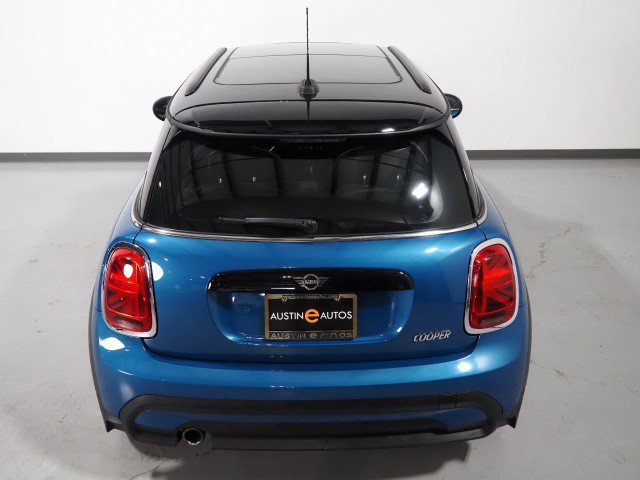 Used 2024 MINI Cooper 2-Door Hardtop FWD image 7