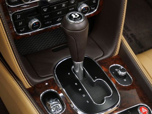 Used 2018 Bentley Continental GT AWD/4WD image 27