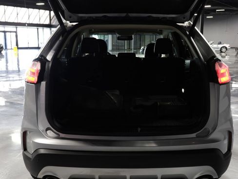 Used 2019 Ford Edge Titanium AWD/4WD image 27
