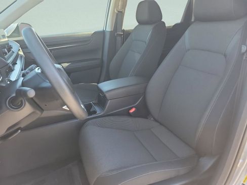 Used 2025 Honda CR-V EX image 21