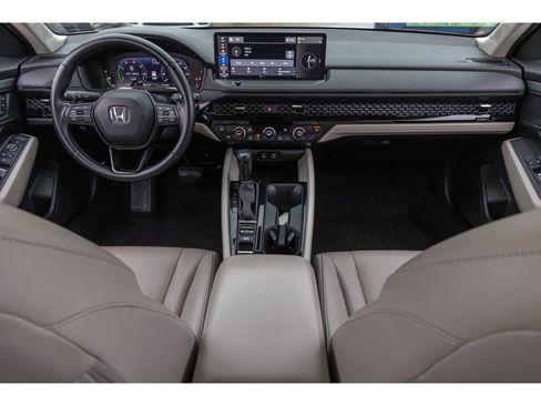 Used 2023 Honda Accord EX-L image 12