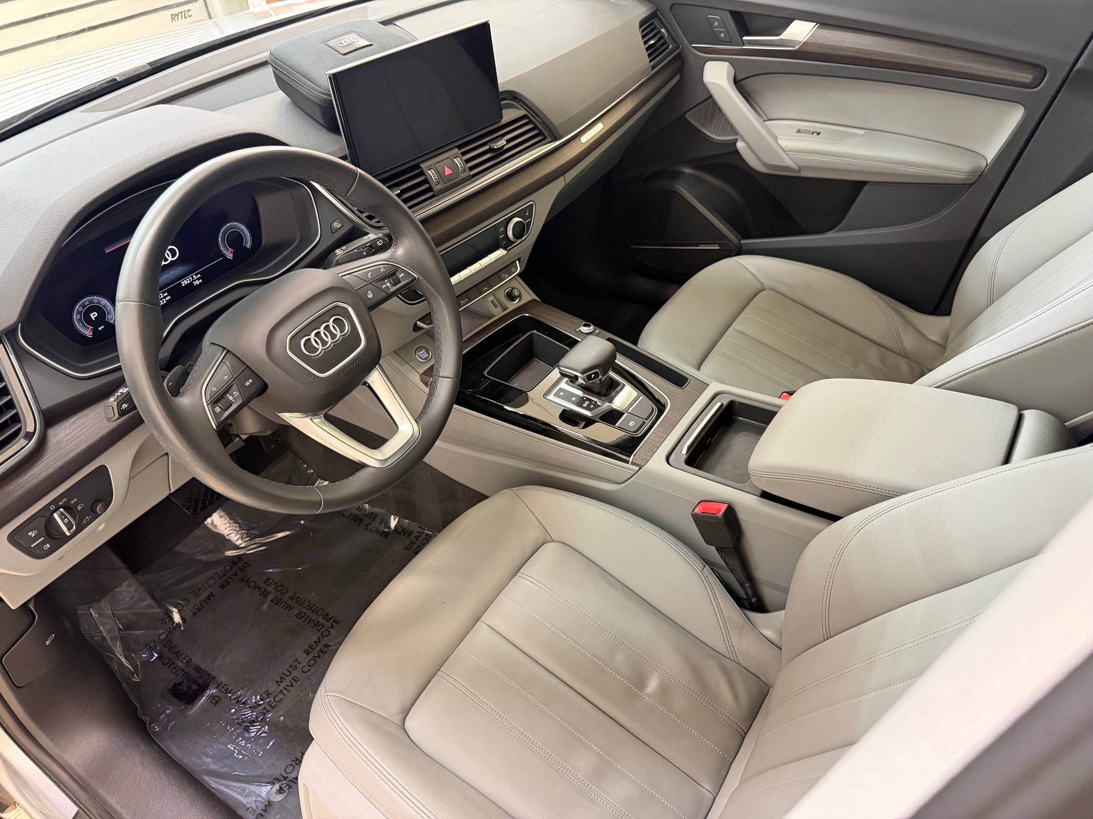 Used 2022 Audi Q5 2.0T Premium Plus AWD/4WD image 4