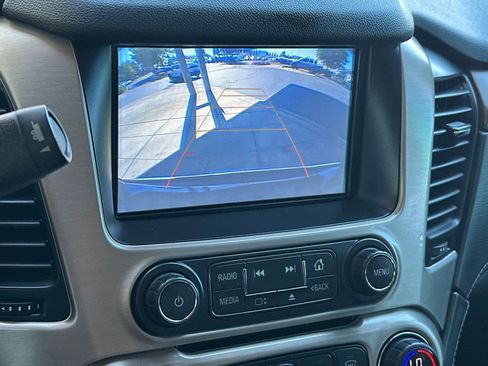 Used 2020 GMC Yukon Denali w/ Denali Premium Package AWD/4WD image 23