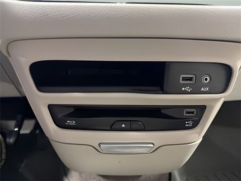 Used 2020 Chrysler Pacifica Touring-L Plus w/ Advanced Safetytec Group image 22