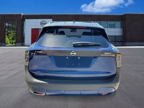 New 2026 Nissan Kicks SV w/ SV Premium Package FWD image 5